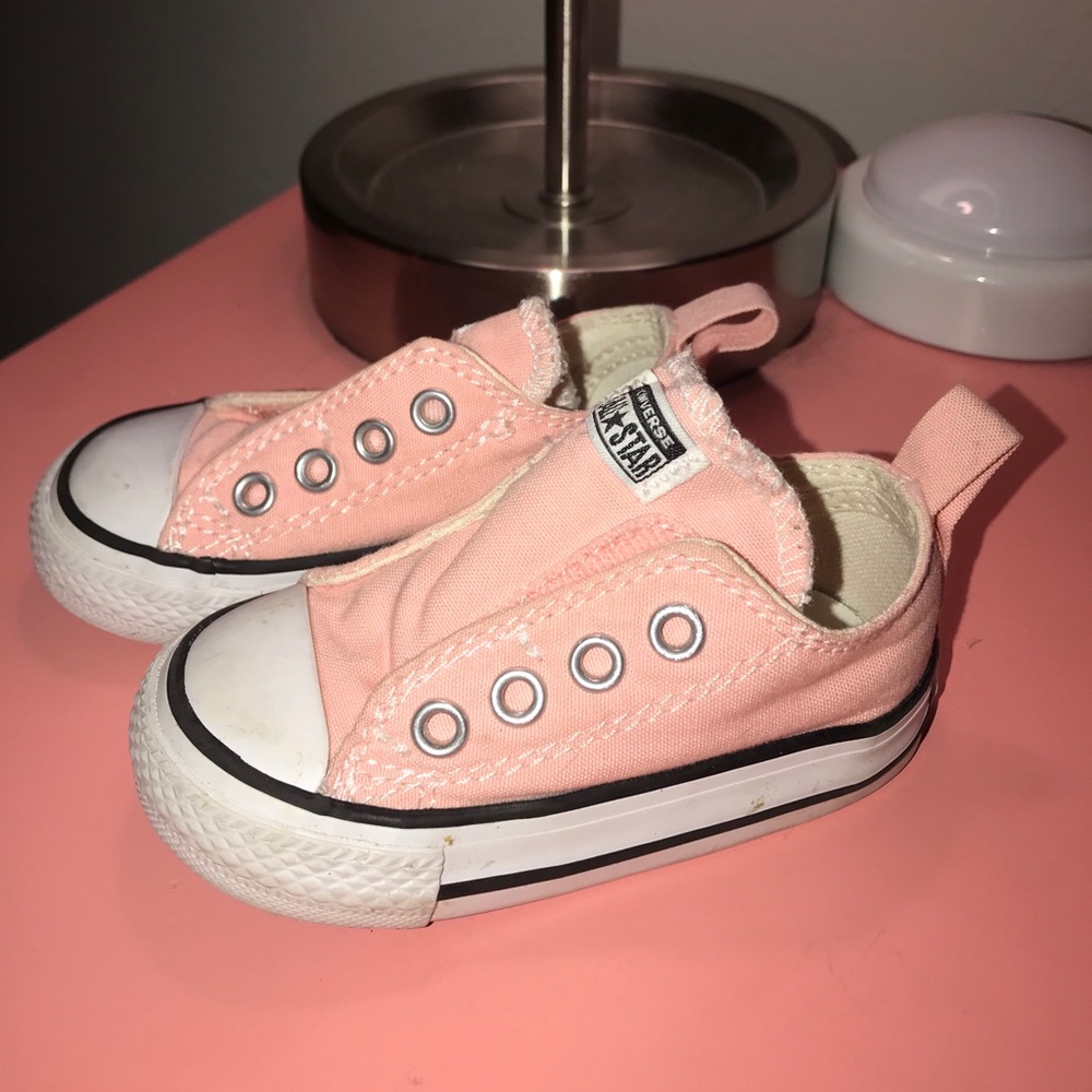 Converse Size 5 Toddler shoes